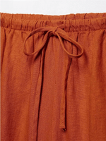 Conjunto Feminino de Linho Elegante Camisa e Calça Wide Leg com Cintura Ajustável para Look Casual ou Social