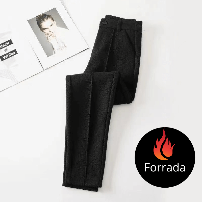 Calça de Alfaiataria Feminina Reta com Bolsos