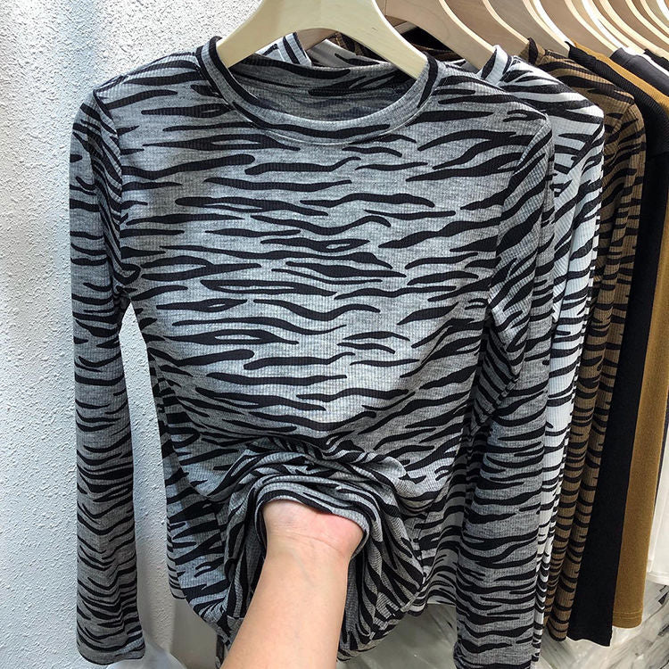 Blusa Feminina Manga Longa Estampada Animal Print Onça Tendência Casual e Estilosa
