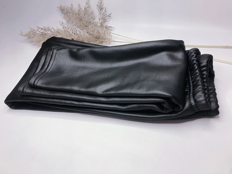 Legging Cirré Preta Feminina Cintura Alta Brilhante Modeladora e Confortável