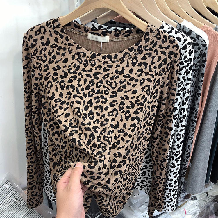 Blusa Feminina Manga Longa Estampada Animal Print Onça Tendência Casual e Estilosa